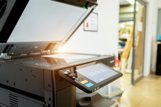 printer-scanner-laser-office_34936-2362